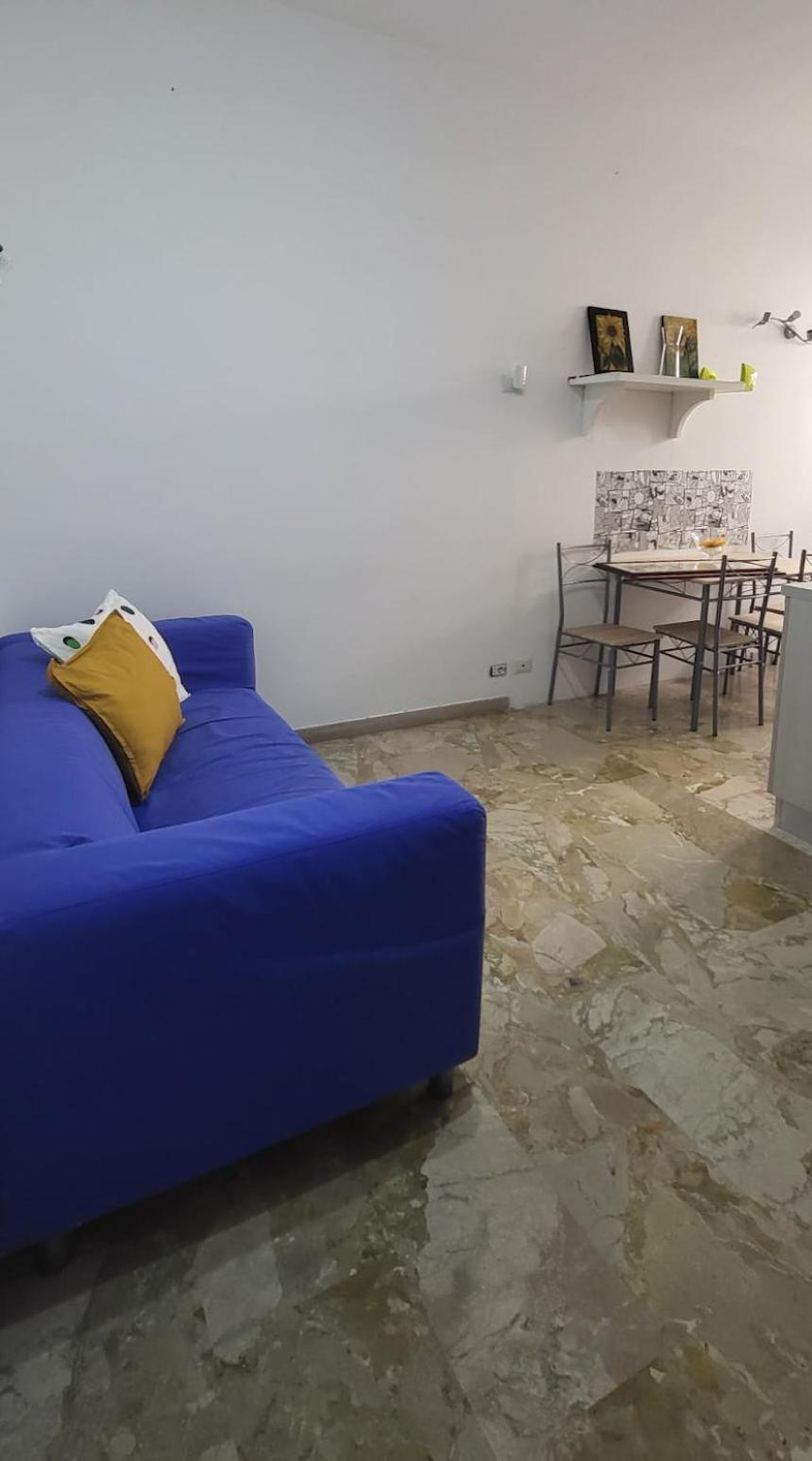 3 Sisters House Apartment โรม ภายนอก รูปภาพ
